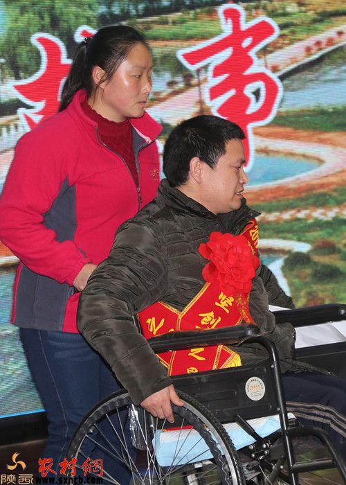 市级脱贫攻坚创业之星十大标杆李小宁讲述《我的脱贫创业故事》