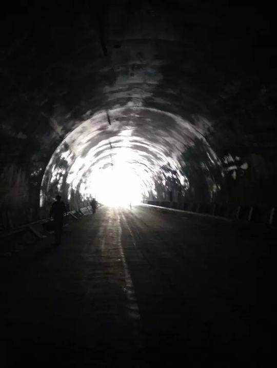 随感:穿越时光隧道