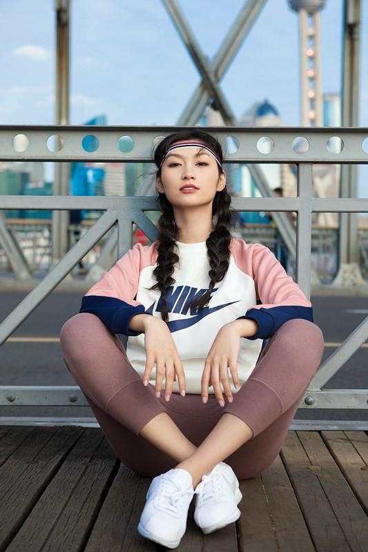 乐活超模东小妮:挑战不可能、定义新时尚