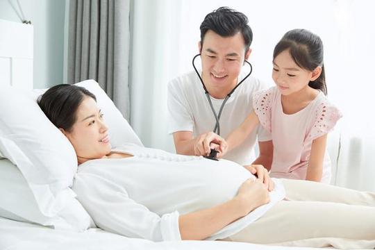 国家新添6个福利，希望大家生二胎，网友:补贴了还是养不起