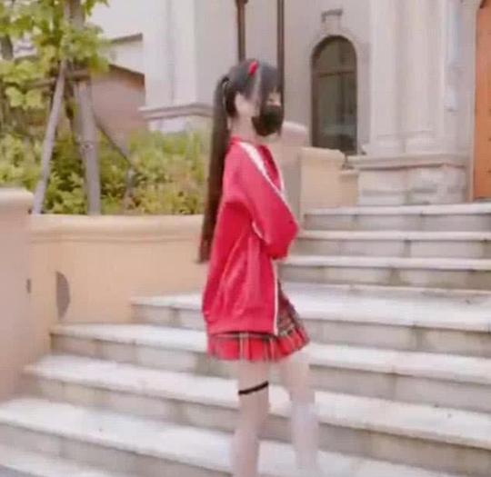 抖音小姐姐跳舞，一出“脚”惊艳所有人