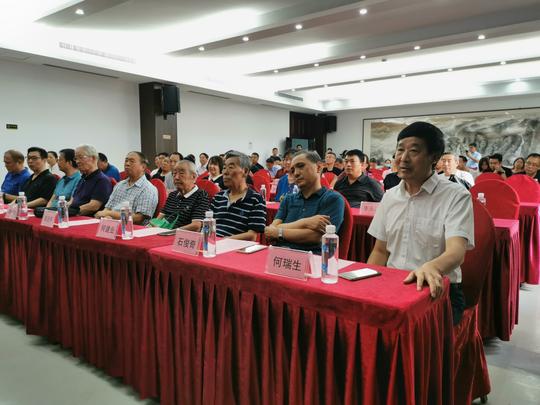 保定市举行退役军人就业创业联谊会和军旅企业家座谈会