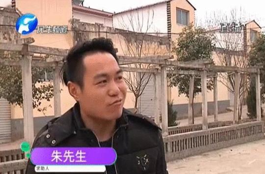 男子做生意赔了25万,妻子不愿吃苦离开?岳母:俩女儿都替他还账