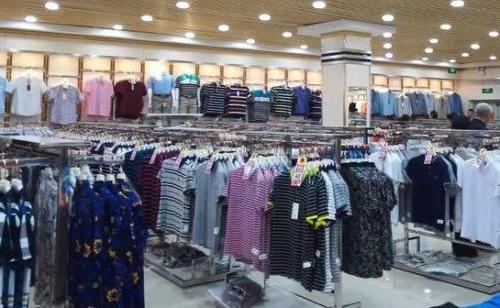 服装批发一年赚多少钱怎么做服装批发生意