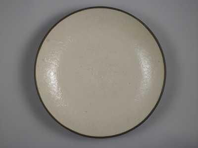 博物馆名:北京故宫博物院藏品.藏品分类:瓷器.窑口工艺:定窑.