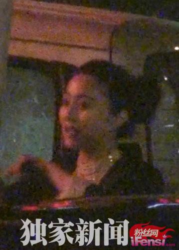 范冰冰一行人吃火锅-范冰冰深夜火锅解馋中年男性友人兼职司机接送