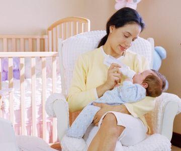 宝宝经常打嗝是什么原因引起的