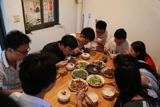 他们拿到了200万天使投资.