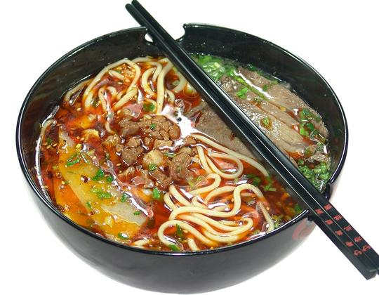 红烧牛肉面主食小吃美食素材图片白底图