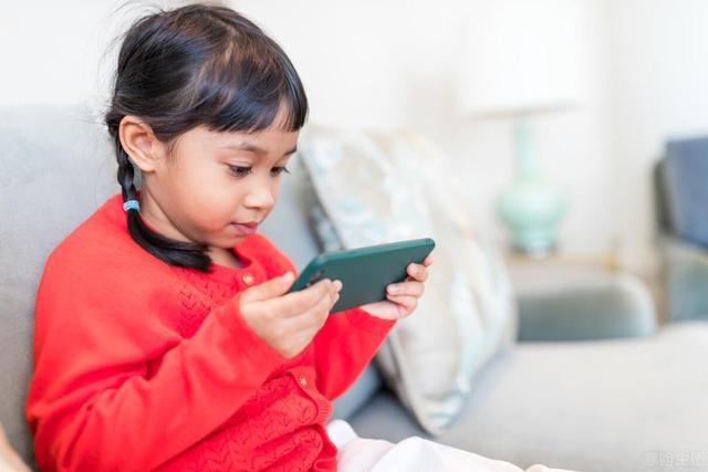 孩子沉迷手机家长应该怎么办