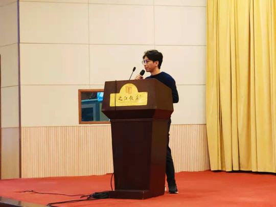 榜样的力量!荔枝微课黄冠用自身经历勉励大学生创业