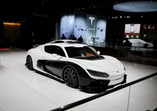 2016北京车展:前途k50敞篷版电动跑车