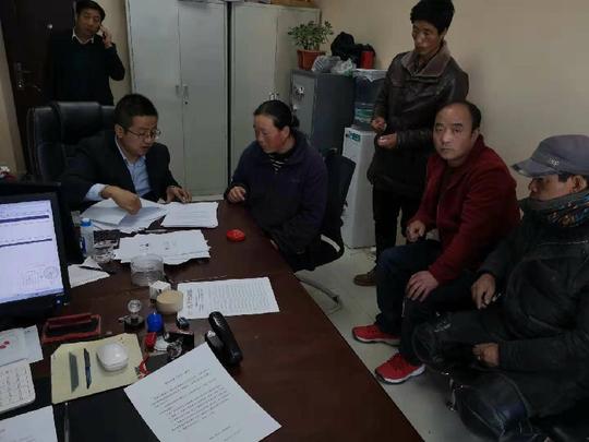更好地推动社会主义新农村建设,方便农民群众贷款,循化联社紧紧围绕信