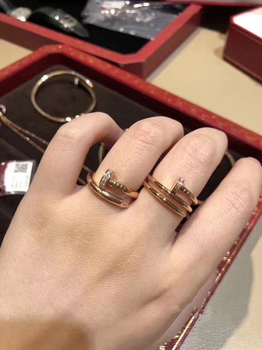 cartier卡地亚18玫瑰金白金带钻满钻对戒婚戒镶钻钉子戒指