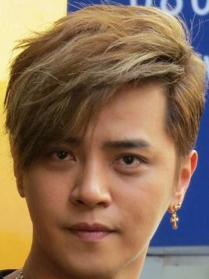 罗志祥酷帅发型斜刘海修颜又帅气图片