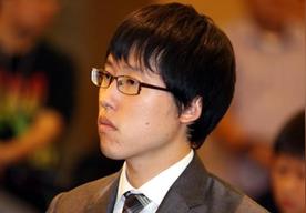 井山裕太