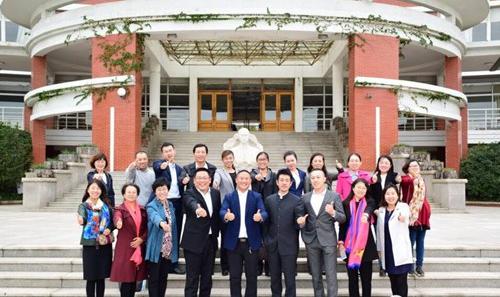 旅游学院举办中誉奖学金颁奖典礼暨王伟欢创业经验分享会