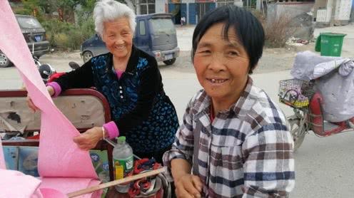 最适合农村老人做的小生意，不脏不累日入200元，你愿意做吗?