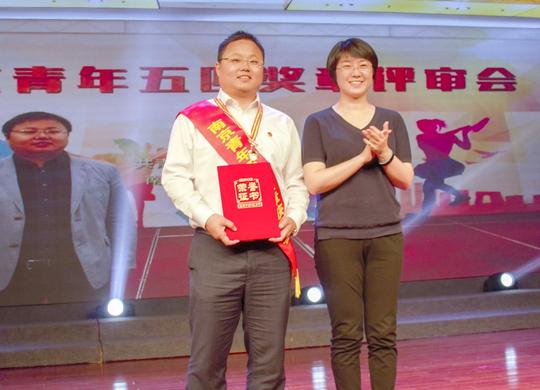许建胜:创业这些年,从未放弃热爱的公益事业