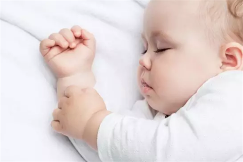 小儿发烧的原因有几种