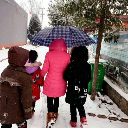 农村人自己的艺术:《雪落周庄手机摄影大赛》