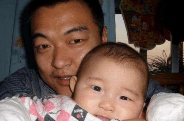 孩子多大会叫爸爸妈妈