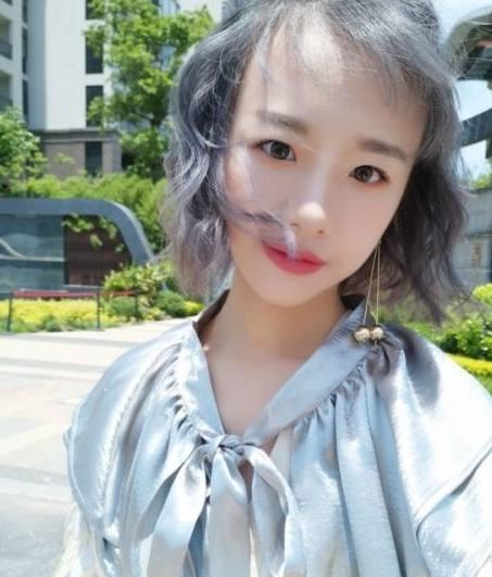 抖音10大女神,吴佳煜榜首,二豆第三,阿沁第十