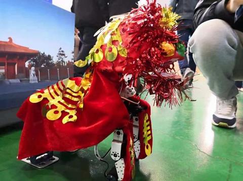 机器人舞狮表演