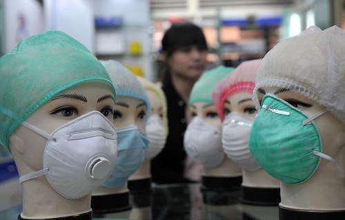 疫情、电商打击，生意断崖下降，帮马云创业的义乌小商品怎么办?