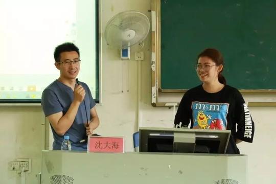 广西电力职业技术学院——大学生"创新创业"主题演讲