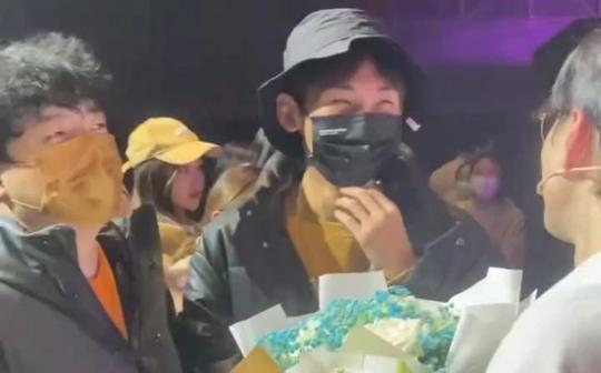 【蒲熠星】阿蒲结业舞台剧，jojo明明歪哥去了，小齐还送花篮了!院人yyds!!