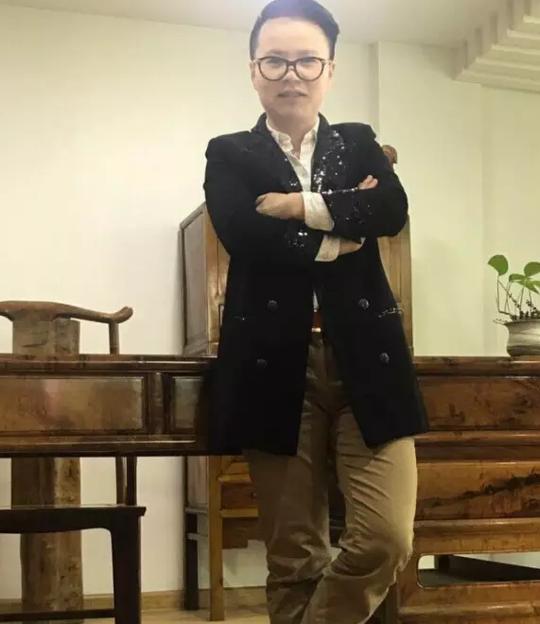 典范:濮院12位美女老板,亲述毛衫产业创业经!