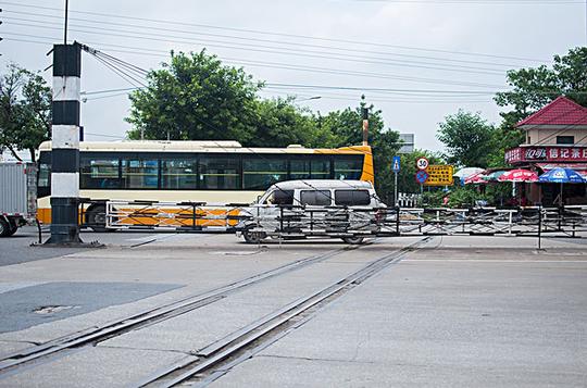 公路_路边_道路_图片大全—全景创意图库（quanjing.com）中国领先的正版图片视频素材网站