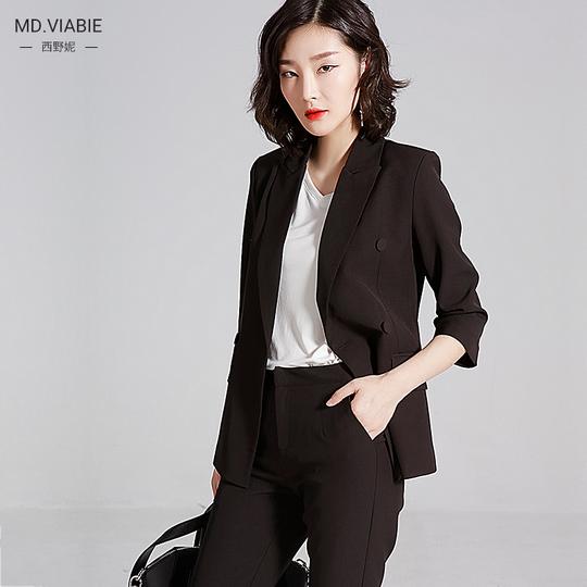 19岁女孩讲述服饰店创业的平凡经历