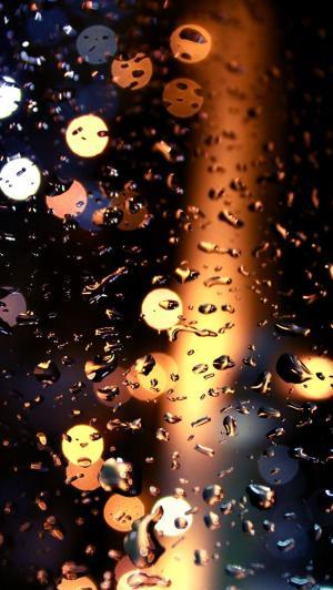 路灯下雨窗口散景iphone5壁纸