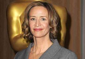 珍妮·麦克蒂尔