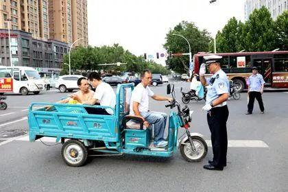说法时间|农民工下班途中跳车意外死亡,包工头该担责吗?