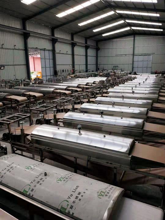 云武a300家庭圆形粉皮机地瓜圆形粉皮机专业制造全自动红薯粉皮机工厂农村小本创业项目