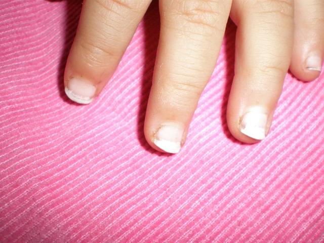 未满月的小宝宝可以剪指甲吗