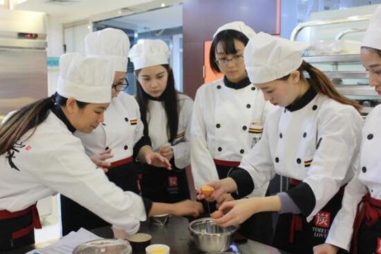 雪中送炭西点培训学校第106届开店创业班毕业啦
