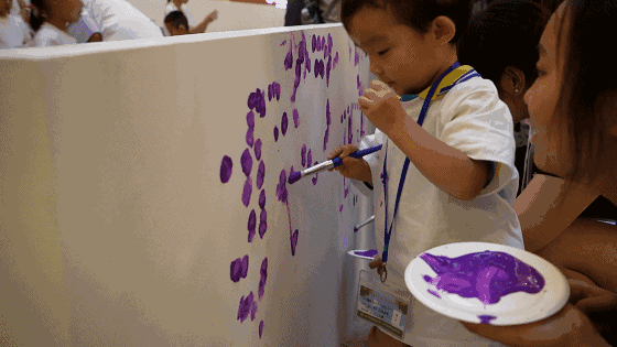 小孩子出现乱涂乱画的行为原因