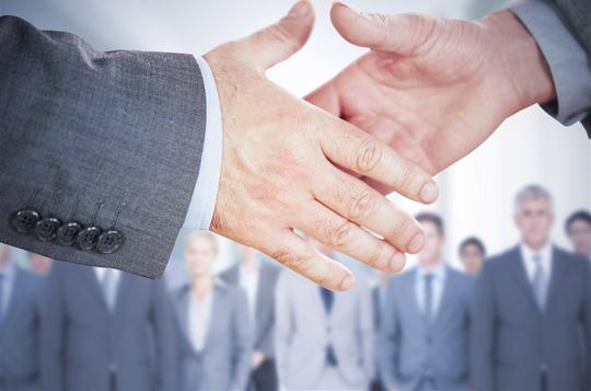 标签搜索:男人金融商务职业职业装握手商务人士合作交流图片素材礼仪