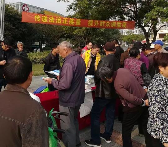 近日,张浦镇组织人事和社会保障局开办本年度的第三次创业培训班.