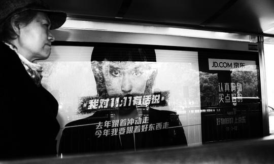 隐形的京东配送员:送一单12元，一次投诉罚款200