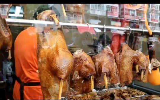 香港美食:卤味专家正宗卤水鹅、疫情期间好多人排着长队购买生意真好