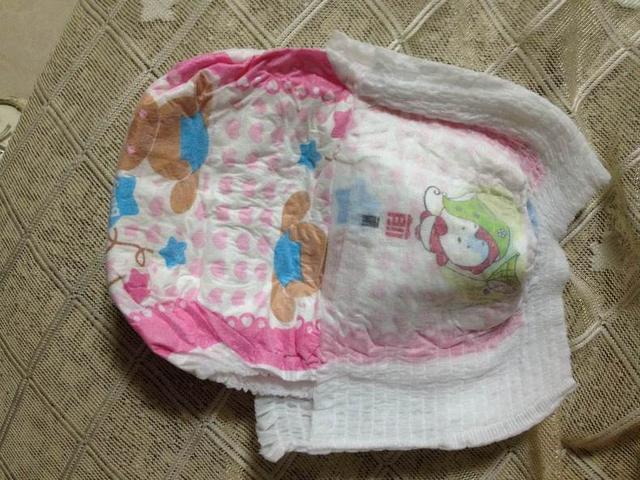一岁宝宝晚上需要换纸尿裤吗