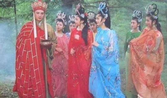《西游记》这么多版本蜘蛛精,最漂亮的居然是她