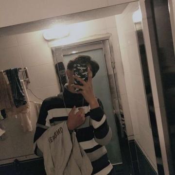 情侣头像抽烟男头