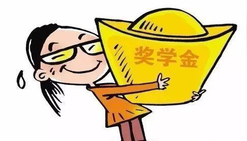 大二时,陈裕明带着创业项目去申报奖学金,老师翻看材料后,表示其他学