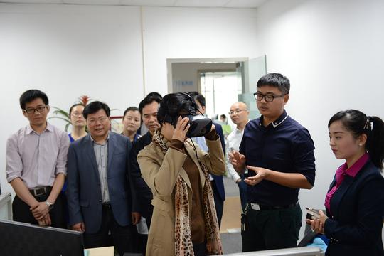 张迎春莅临长沙云孵化器,连赞创业项目好